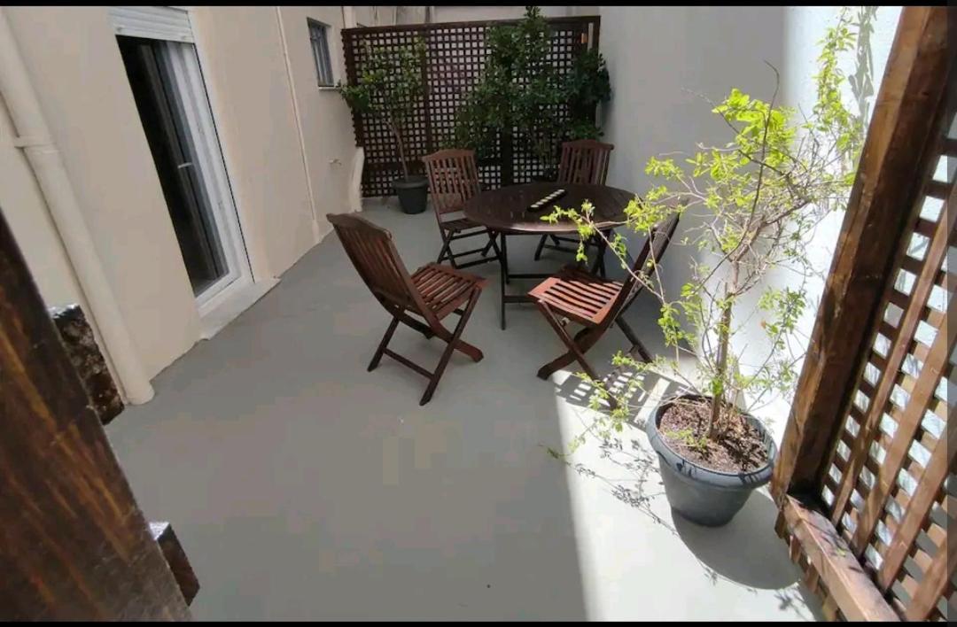 Central Maisonette Volos Buitenkant foto